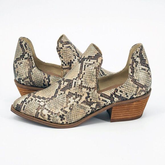 New Chinese Laundry Women’s Fortune Metallic Ankle Booties