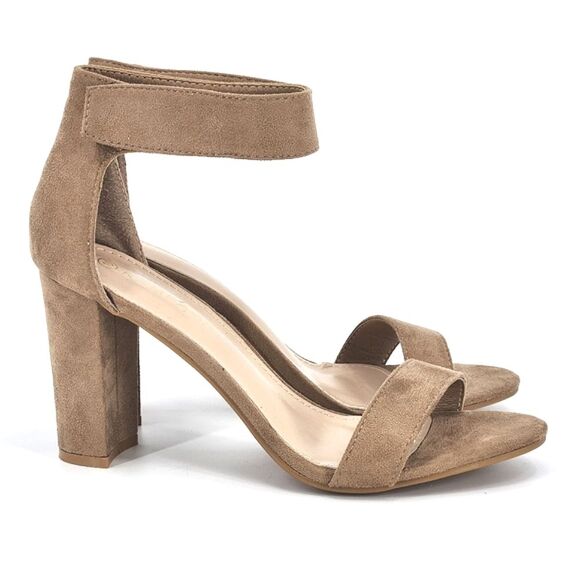 Rampage Sandals Womens 10 Beige Velcro Ankle Strap Chunky Block Heels Faux Suede