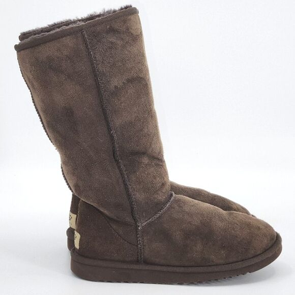 UGG Classic Tall Boots 5815 Women’s Size 6 Brown Sherpa Lined Sheepskin Leather