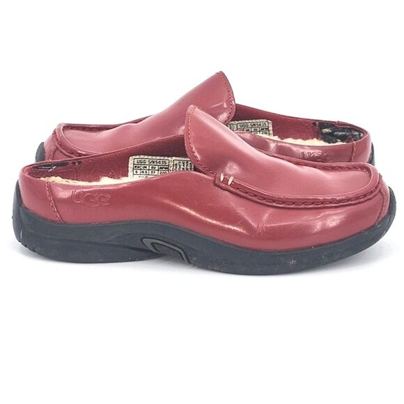 UGG Mules Clogs Shoes Womens Size 6 Red Patent Leather Wool Lined Teacher Mature