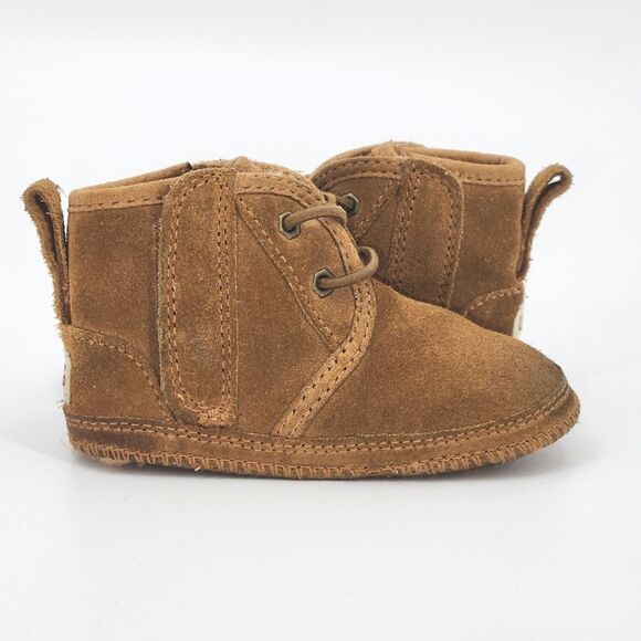 UGG Neumel Chukka Boots Baby Size 4 / 5 Chestnut Brown Suede UGGpure Wool Winter