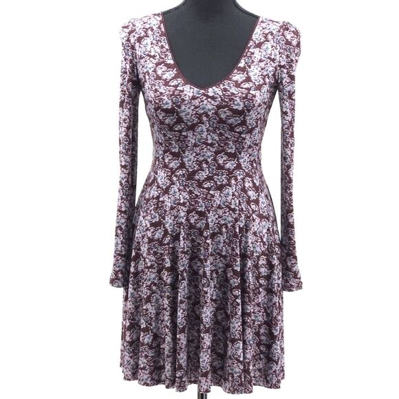 Urban Outfitters Kimchi Blue Long Sleeve Floral Dress Lace Up Back Burgundy XS